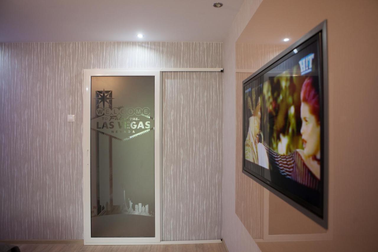 Lvc,Lac & Nyc Apartshotel Faleza กาลาจิ ภายนอก รูปภาพ
